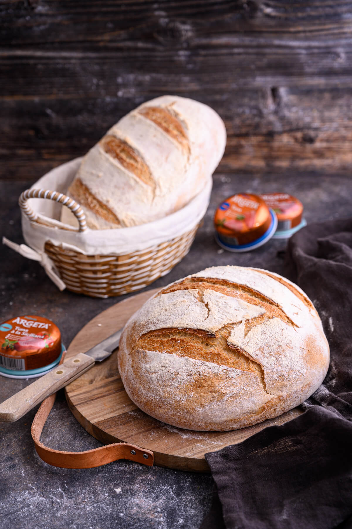 domači kruh z Argeto