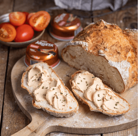 Brood zonder gist met een ongelofelijk knapperige korst