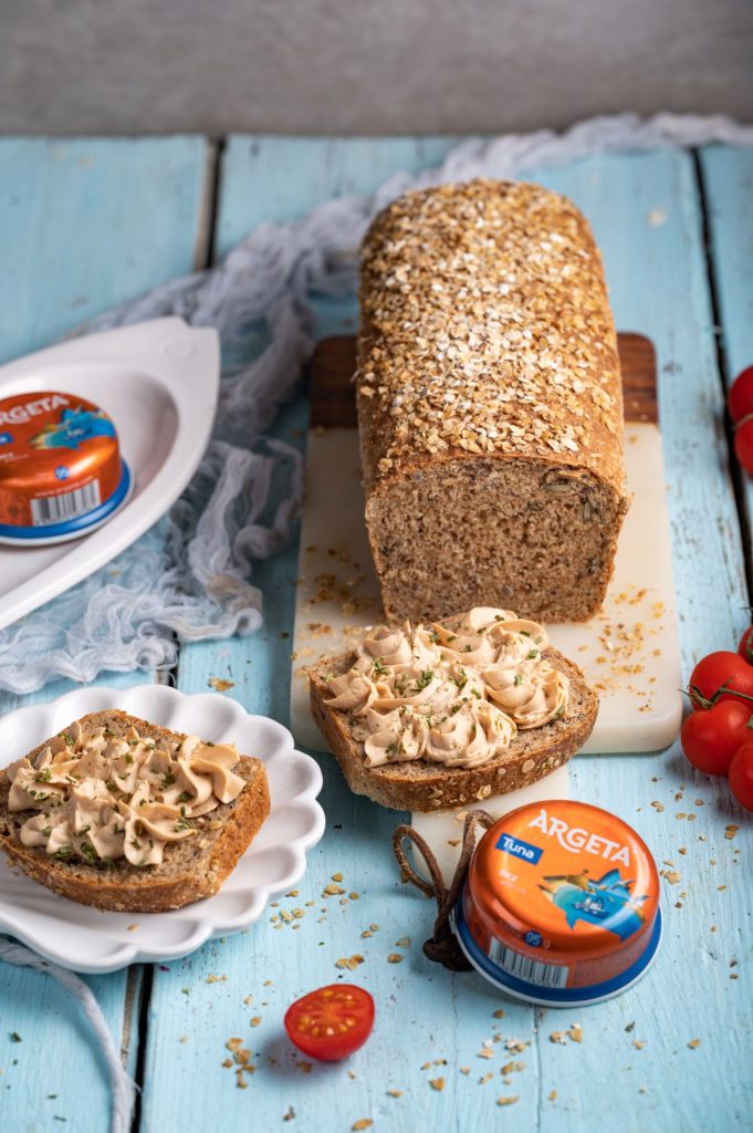 Tamni integralni hljeb